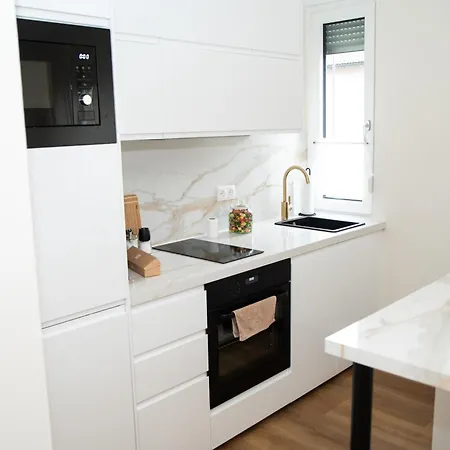 Zu Gast Im Goldparadies, Appartamento *